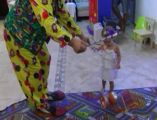 Клоун-жонглер на моноцикле
